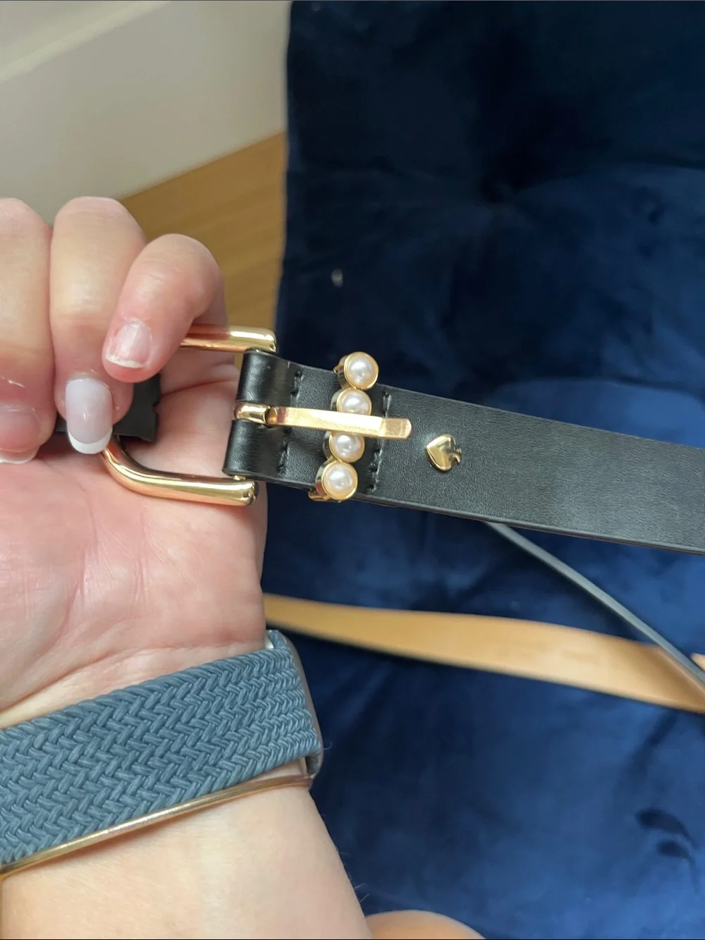kate spade black leather belt with gold buckle and pearl detail size XL